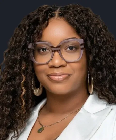 Ebony Holland headshot