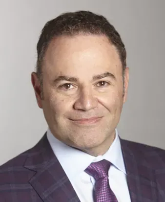 Norman Leslie's headshot