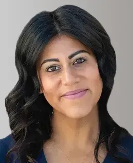 Shazma Charania headshot